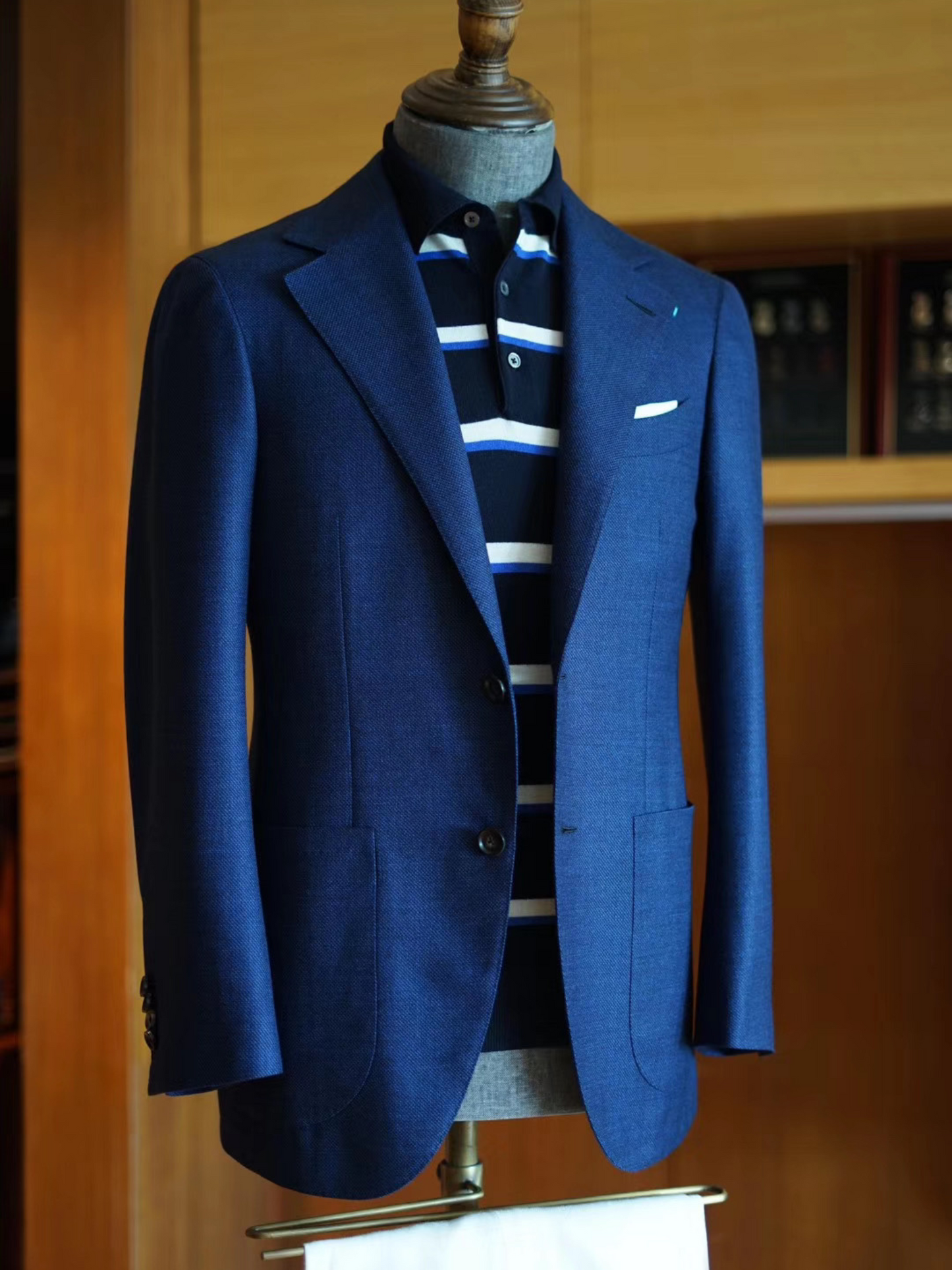 Men’s Tailored Full Canvas Wrinkle-Resistant Wool Blazer