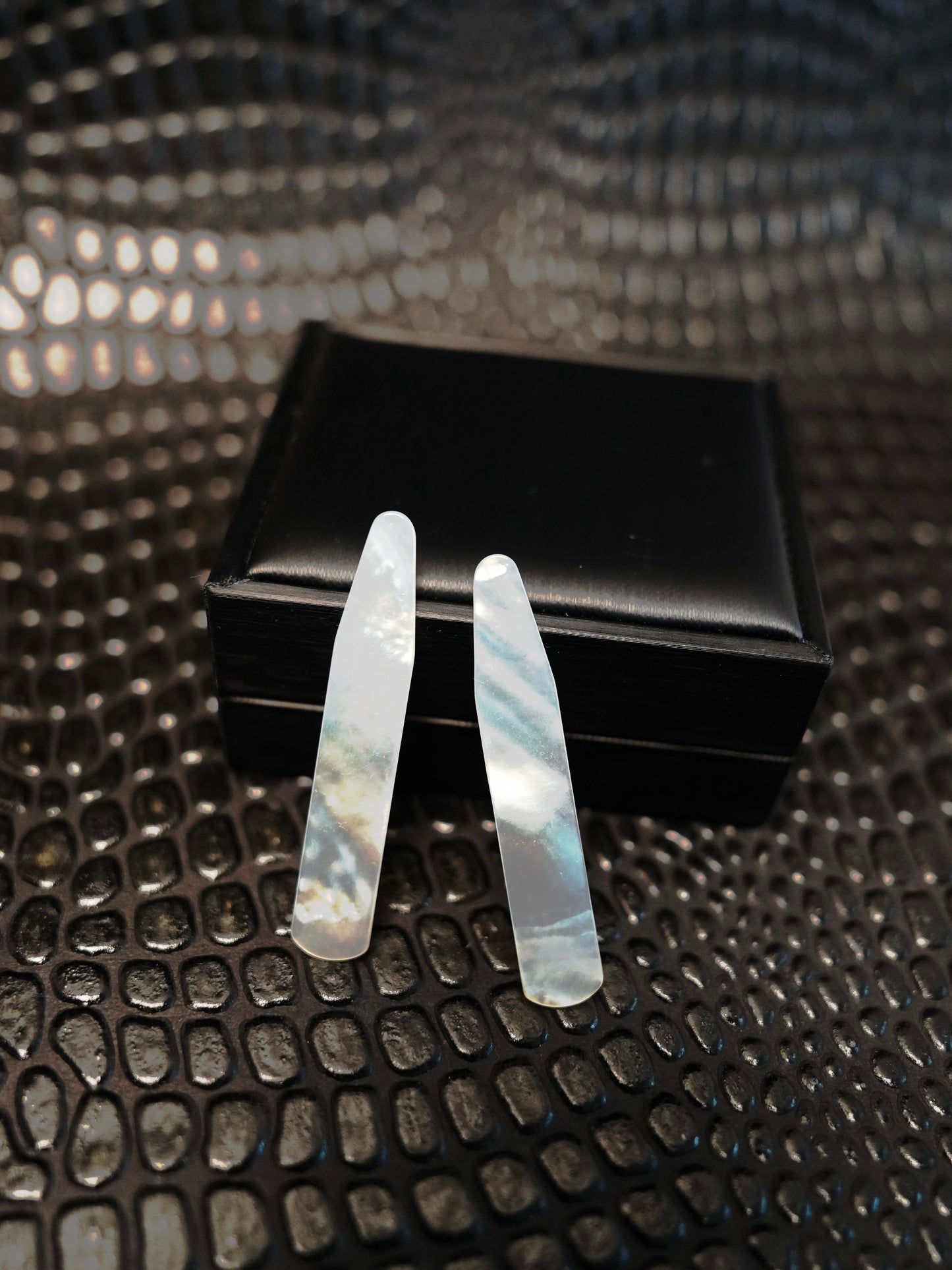 Mother-of-Pearl Collar Stays Essential Accessory Luxury Gift For Men