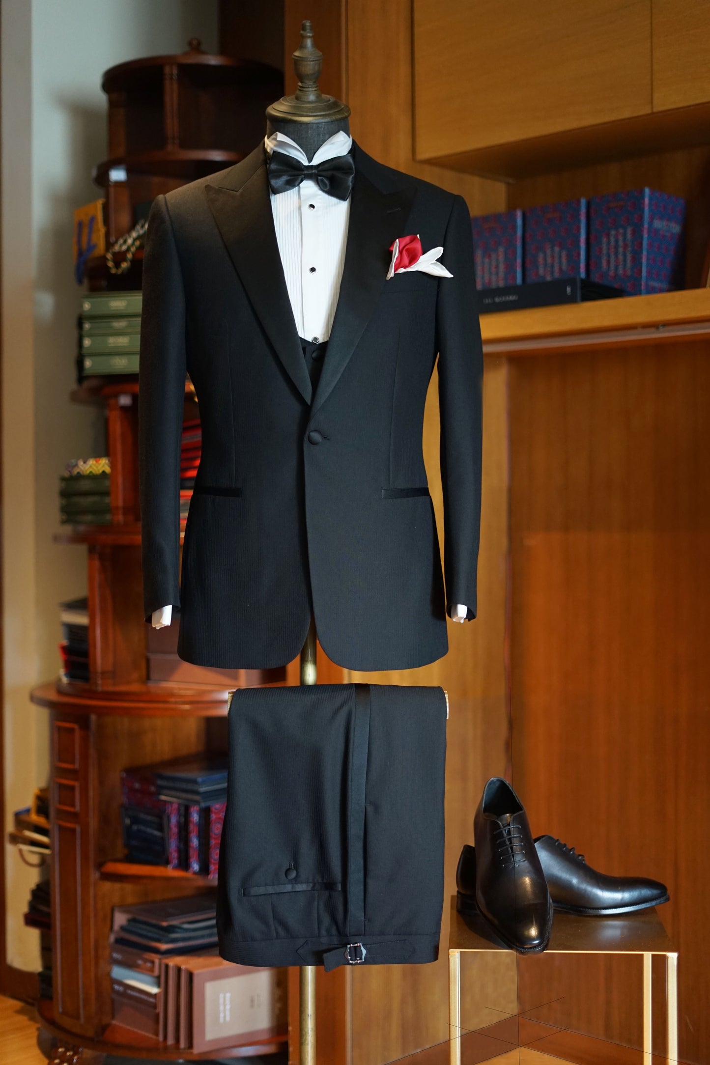 Classic Black English Wool Subtle Stripe Pattern Tuxedo – Peak Lapel Edition