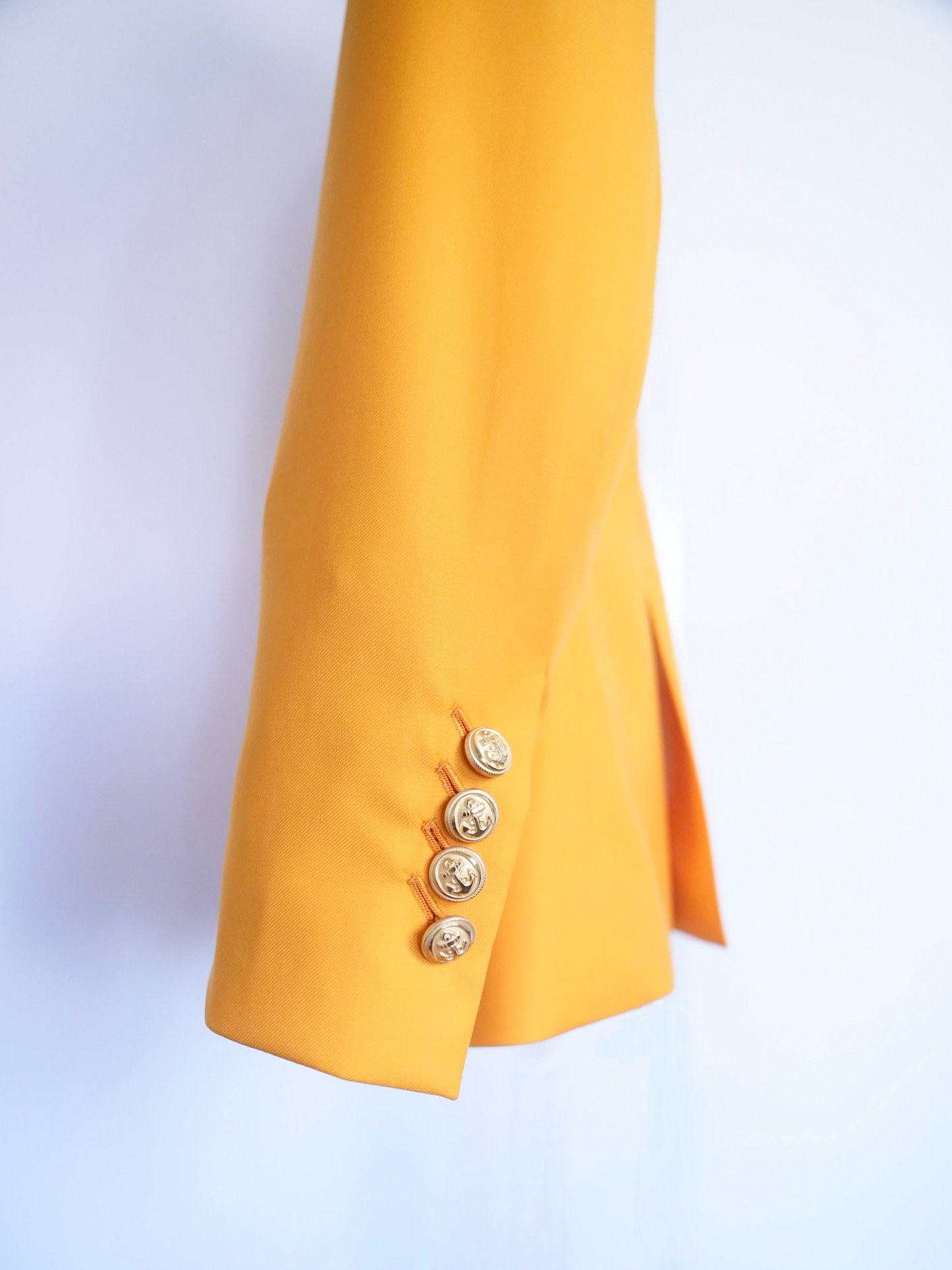 The Powerful Women’s Blazer – Tailored in Worsted Wool