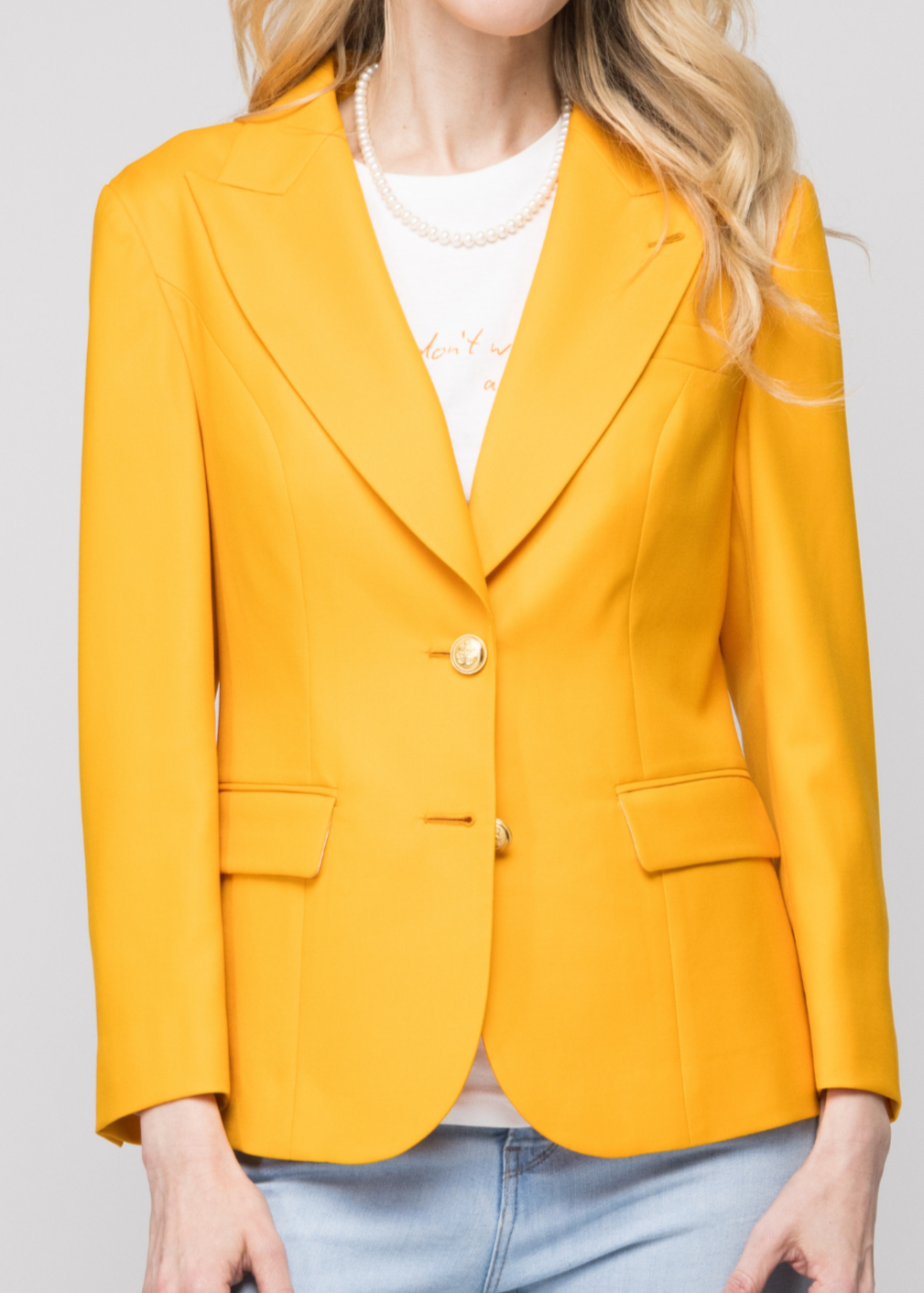 The Powerful Women’s Blazer – Tailored in Worsted Wool